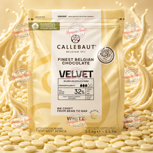 Callebaut 32% Velvet White Couverture Chocolate Melts - 2.5kg